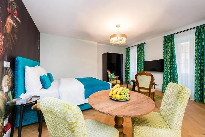 Old Royal Post Boutique Hotel & Premium Suites Prague
