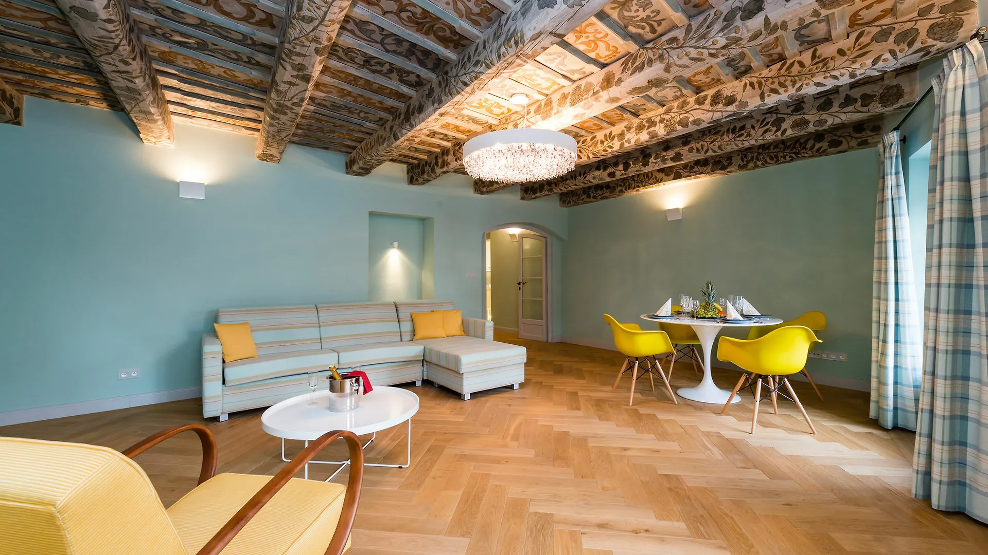 Old Royal Post Boutique Hotel & Premium Suites Prague