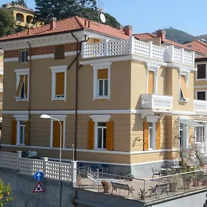 https://hotel-ines.hotelitalianriviera.com