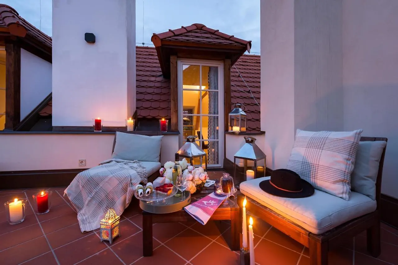 Old Royal Post Boutique Hotel & Premium Suites Prag