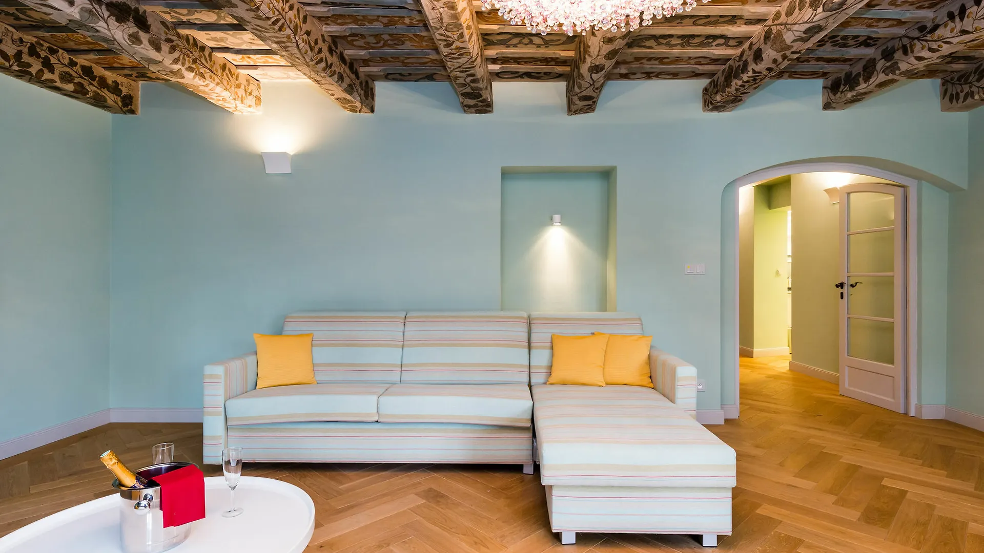 Old Royal Post Boutique Hotel & Premium Suites Prague