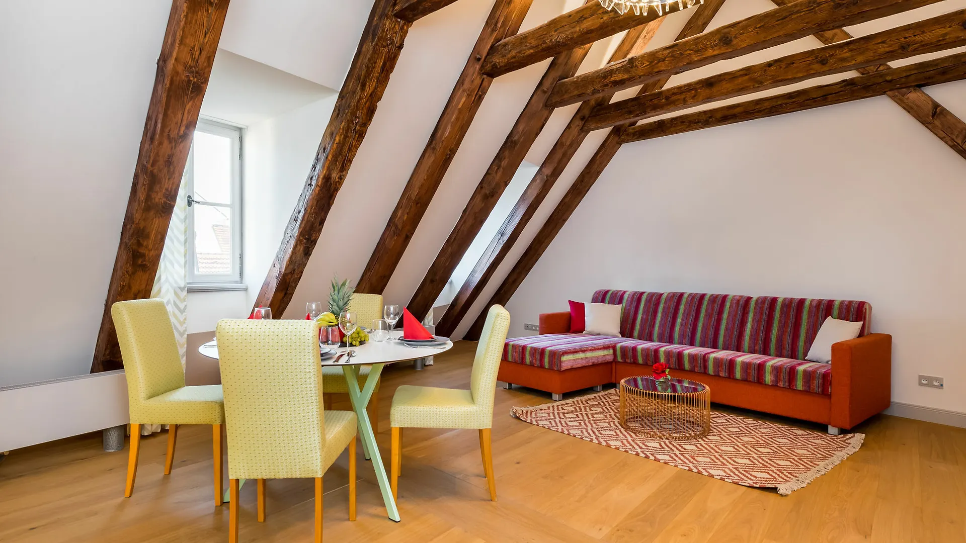 Old Royal Post Boutique Hotel & Premium Suites Prag