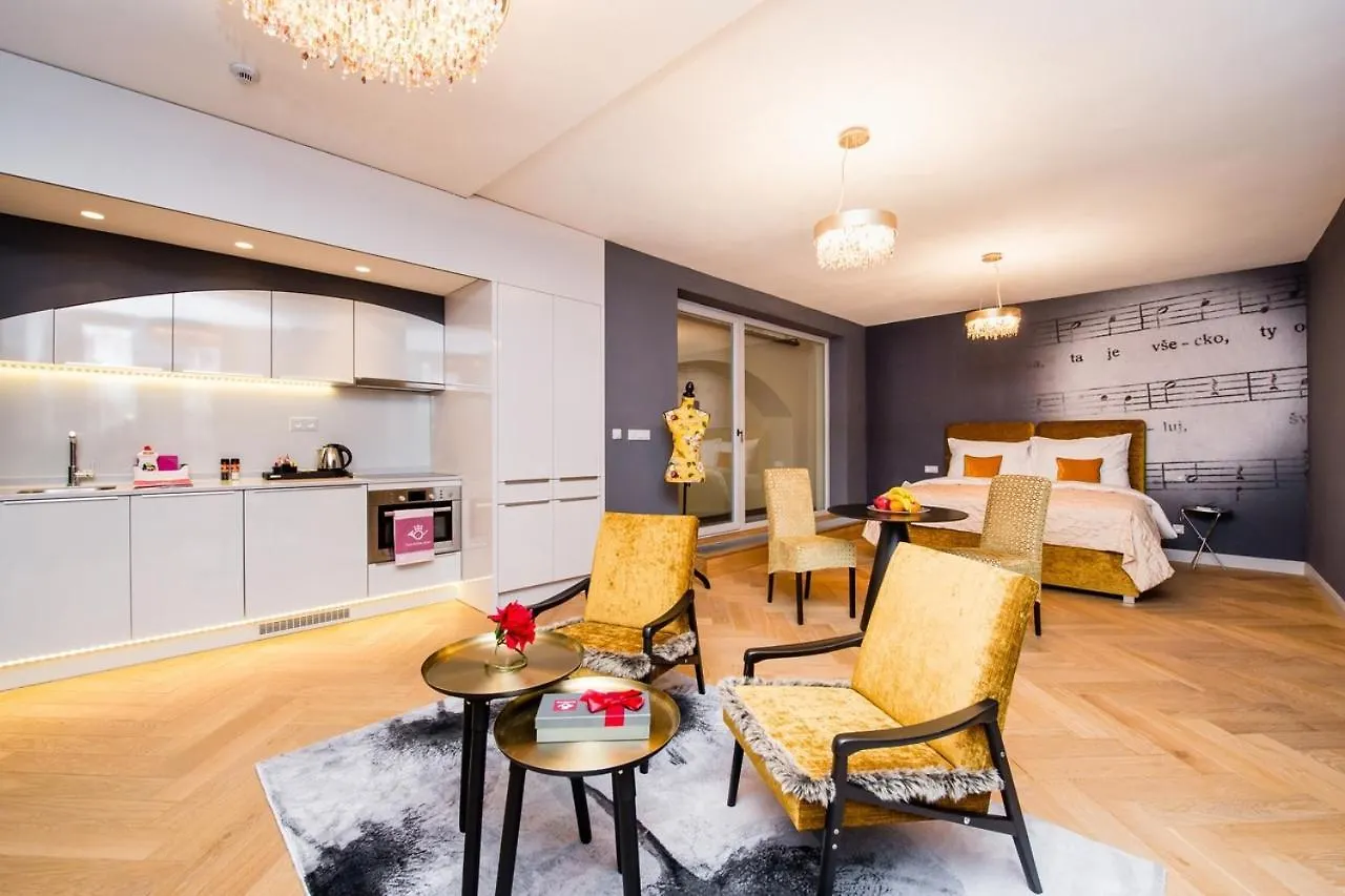 Old Royal Post Boutique Hotel & Premium Suites Praha